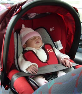 Viajar con bebés en coche